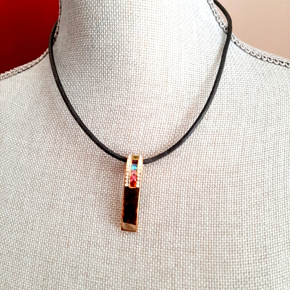 Butler Gold Necklace Choker